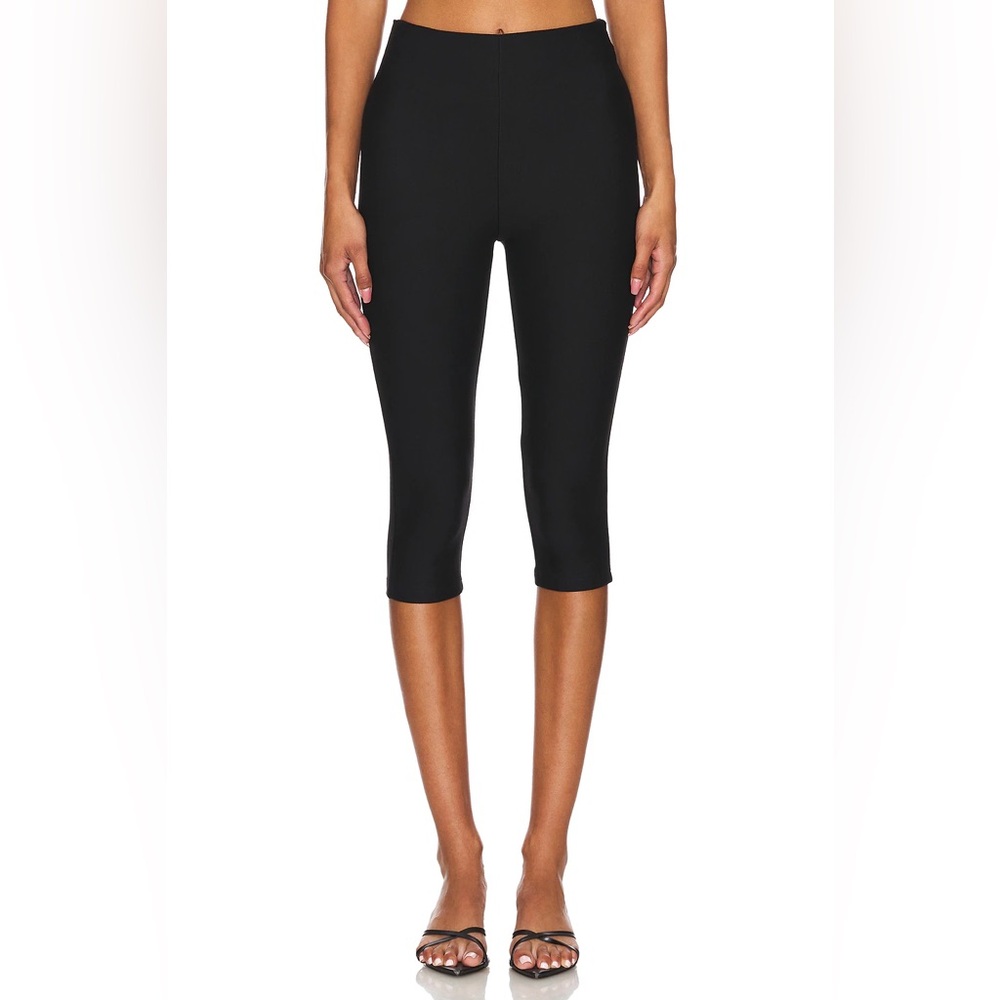 REVOLVE Chaya Black Capri Pants
